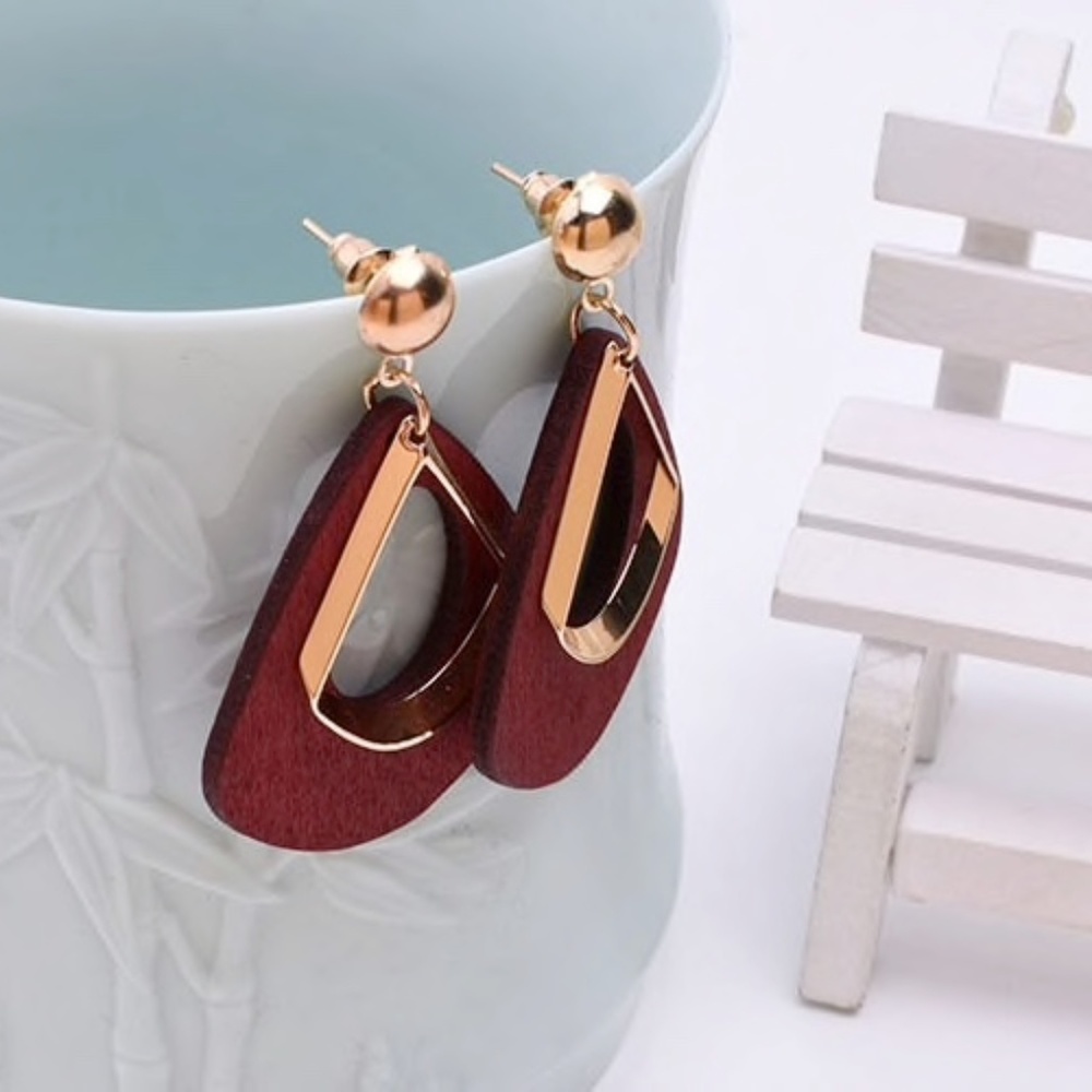 New Ivonne Destination Geometry Earrings Red